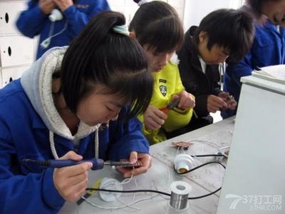 畢業生進電子廠打工？聽聽過來人的心聲